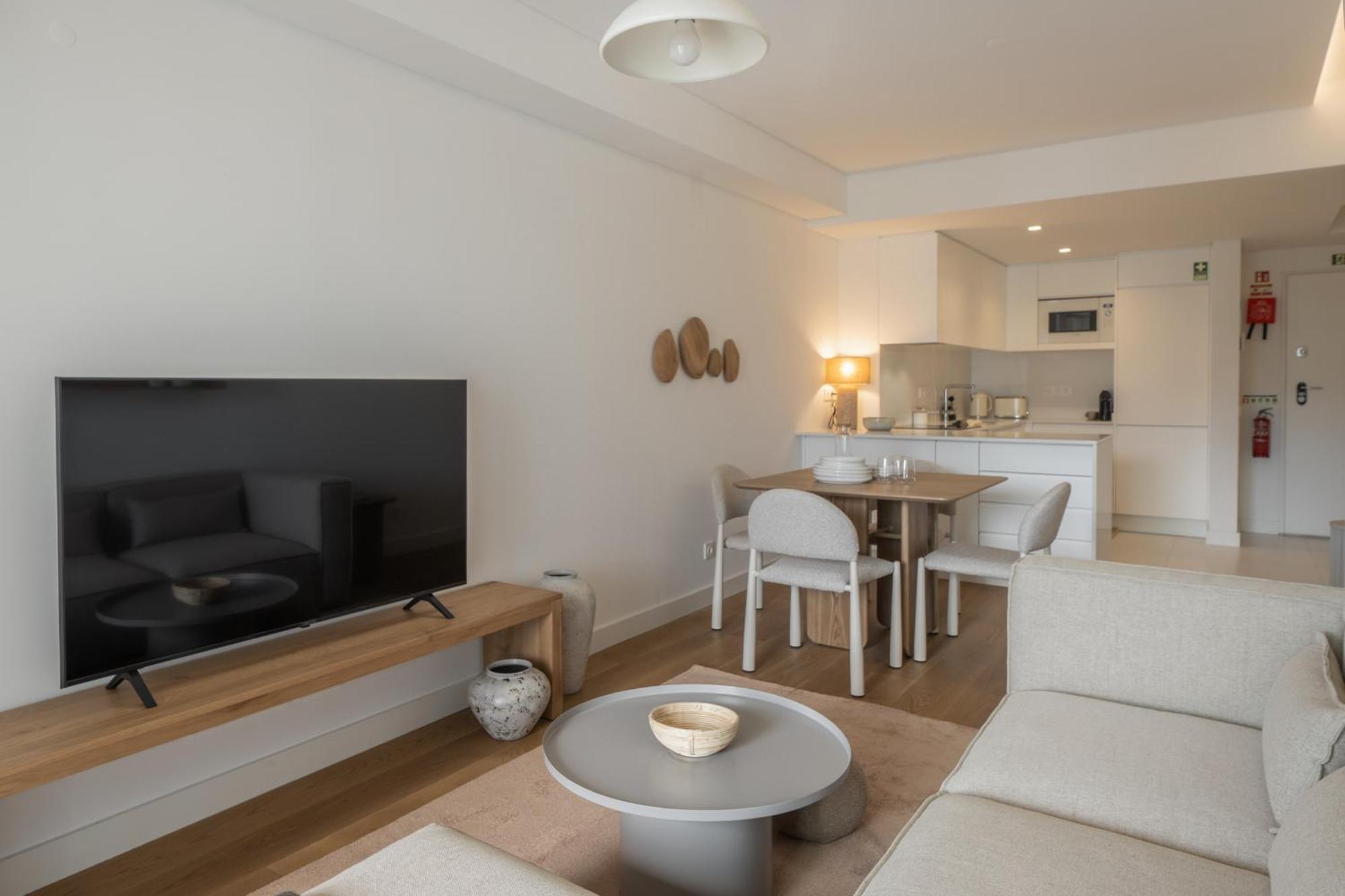 Acqua Vi Pool Gym And Charm Apartment Funchal (Madeira)