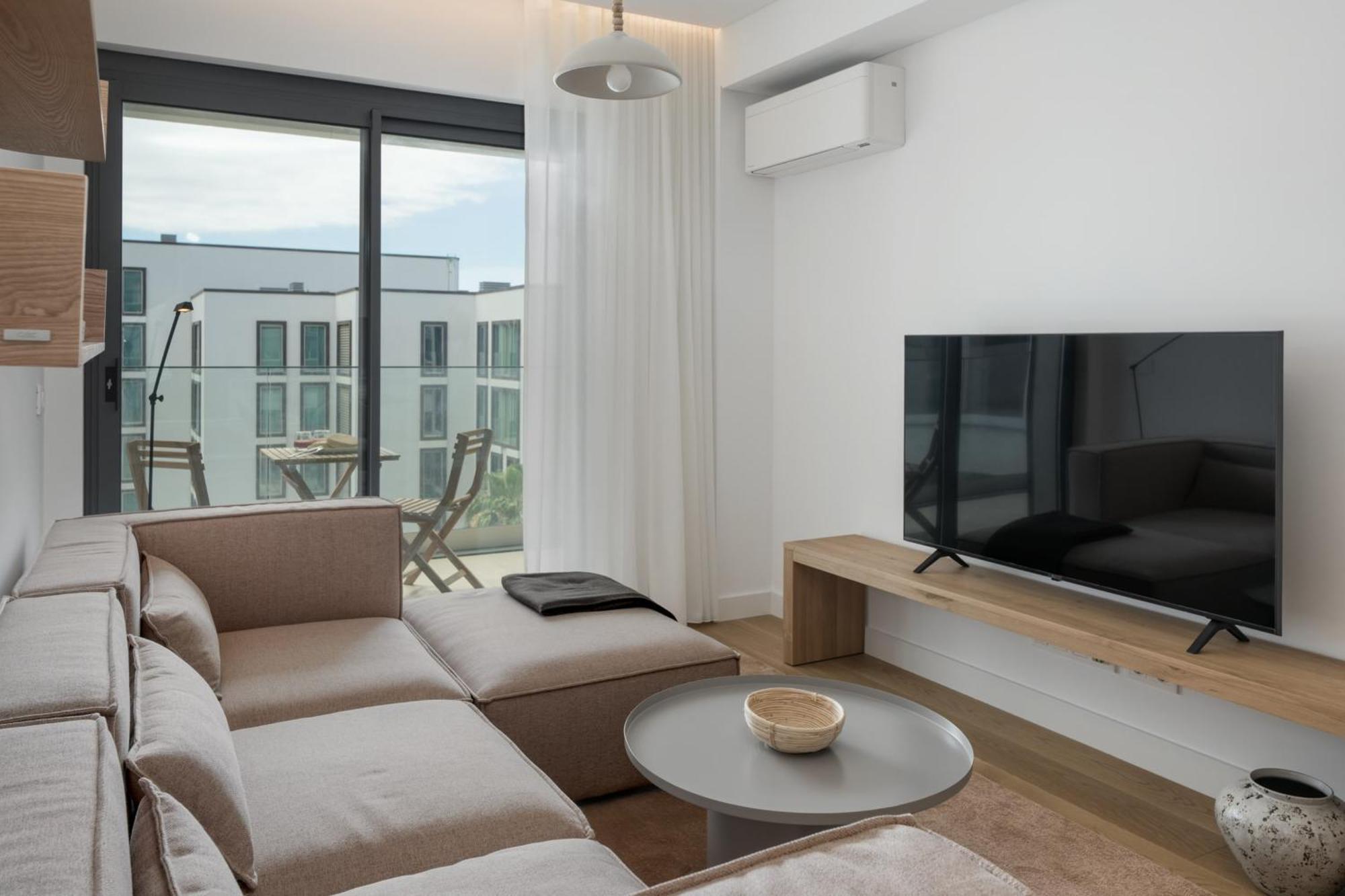 Acqua Vi Pool Gym And Charm Apartment