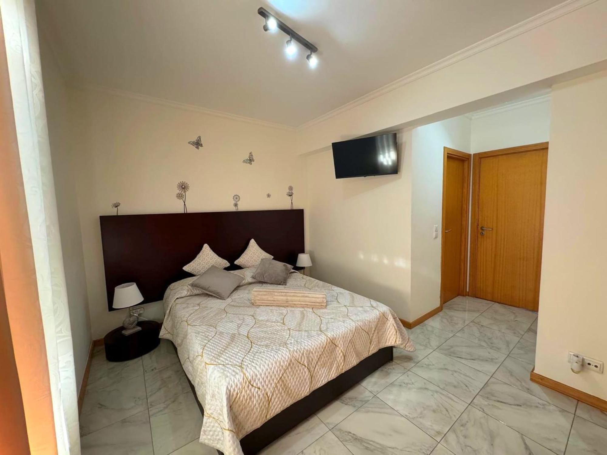 Getaway, Cozy Private With Bathroom And Wifi Homestay