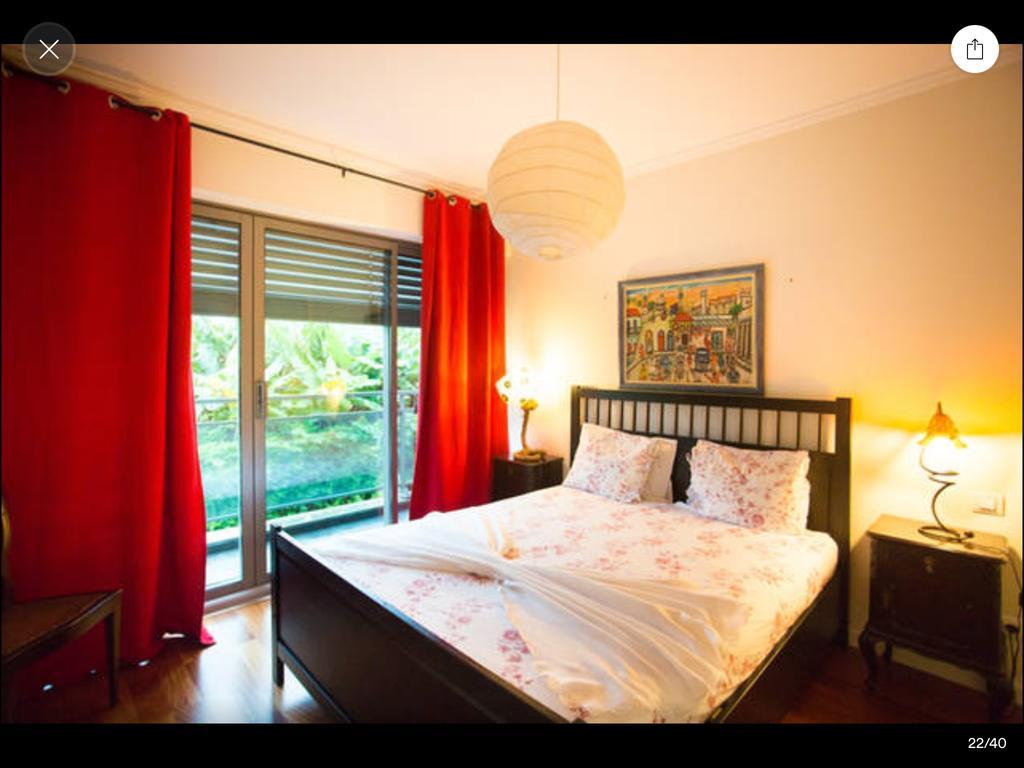 Monumental Apartment *