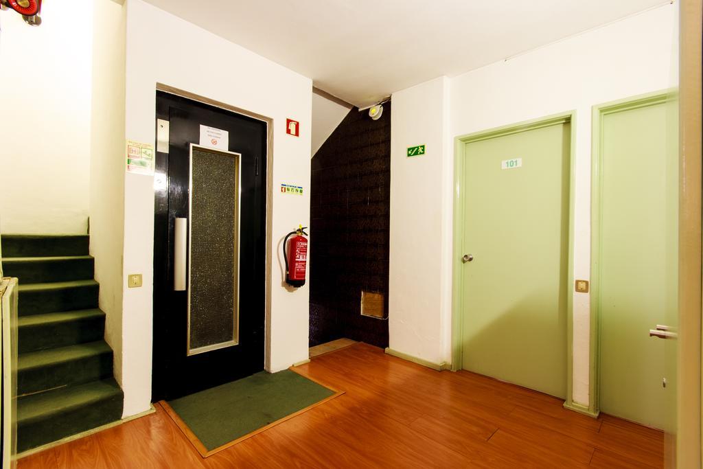 Residencial Monaco Gasthuis 2*
