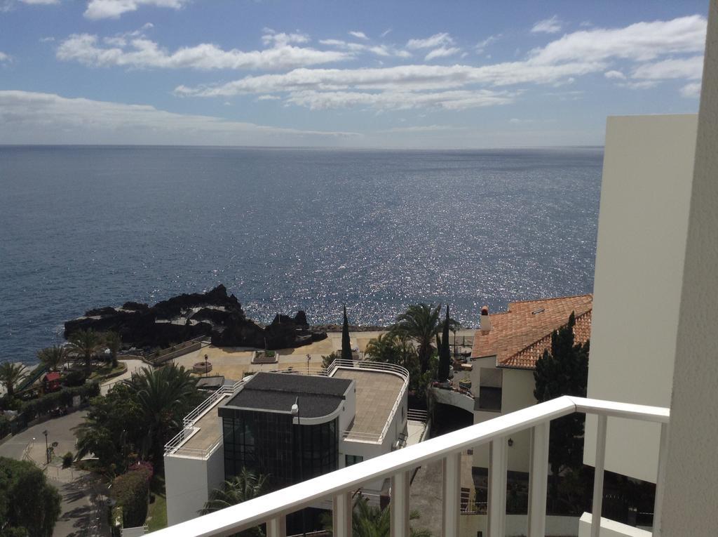 Do Mar Funchal (Madeira)