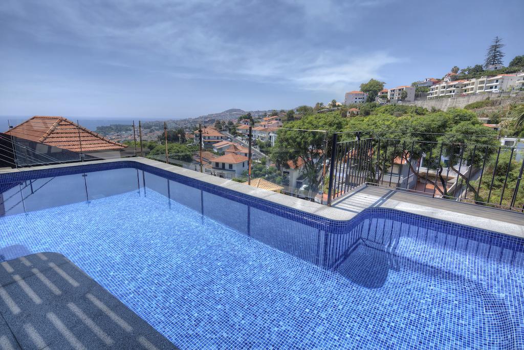 Number 15 Ocean & View