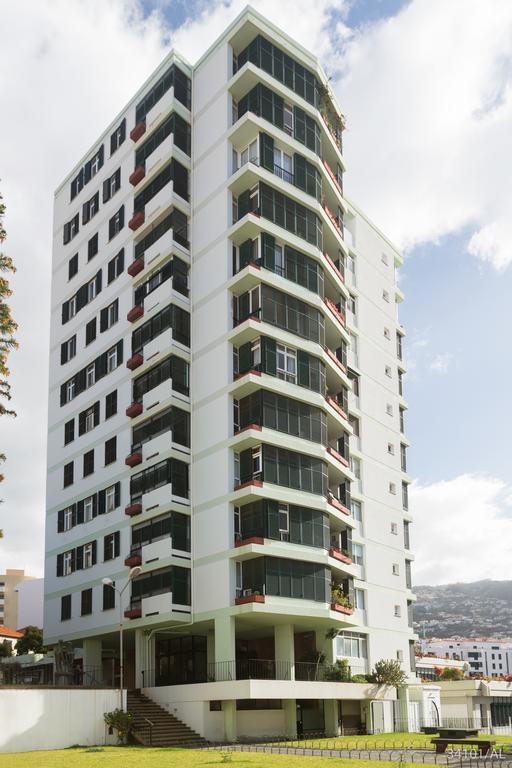 Apartament Elias Garcia Iii By An Island Apart