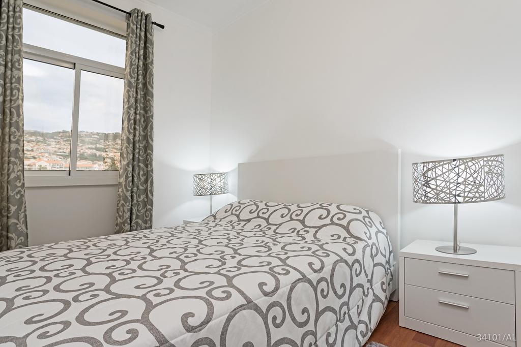 Apartament Elias Garcia Iii By An Island Apart