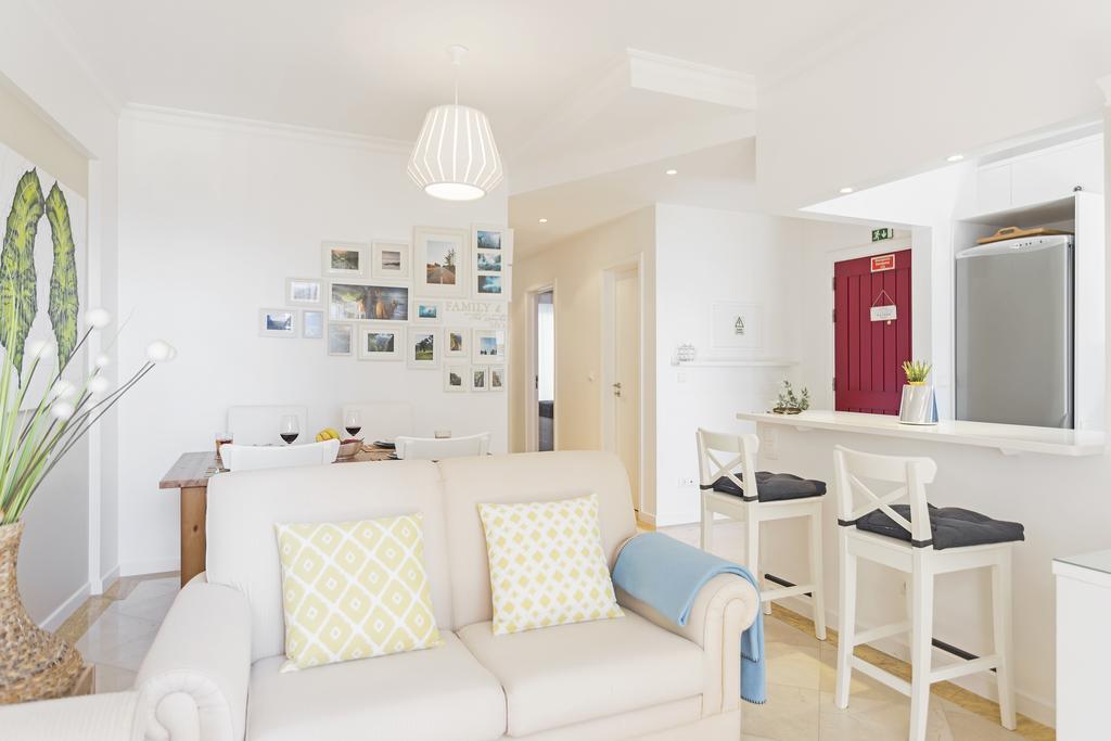 Ajuda Ii By An Island Apartment *