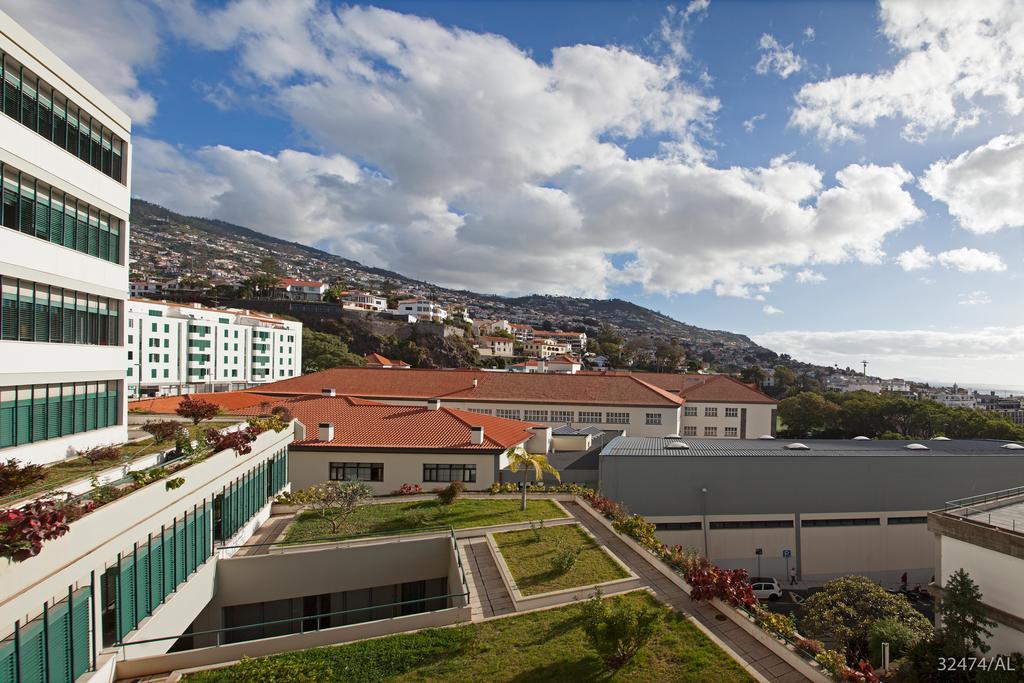 Elias Garcia Ii By An Island * Funchal (Madeira)