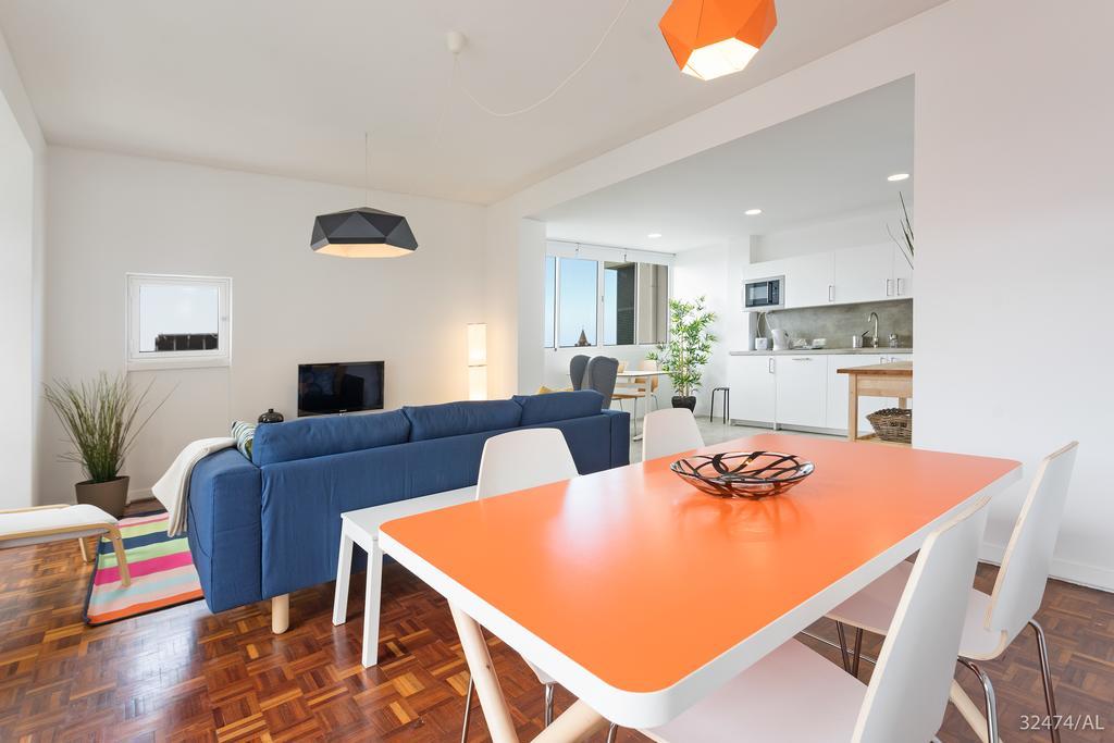 Apartment Elias Garcia Ii By An Island *