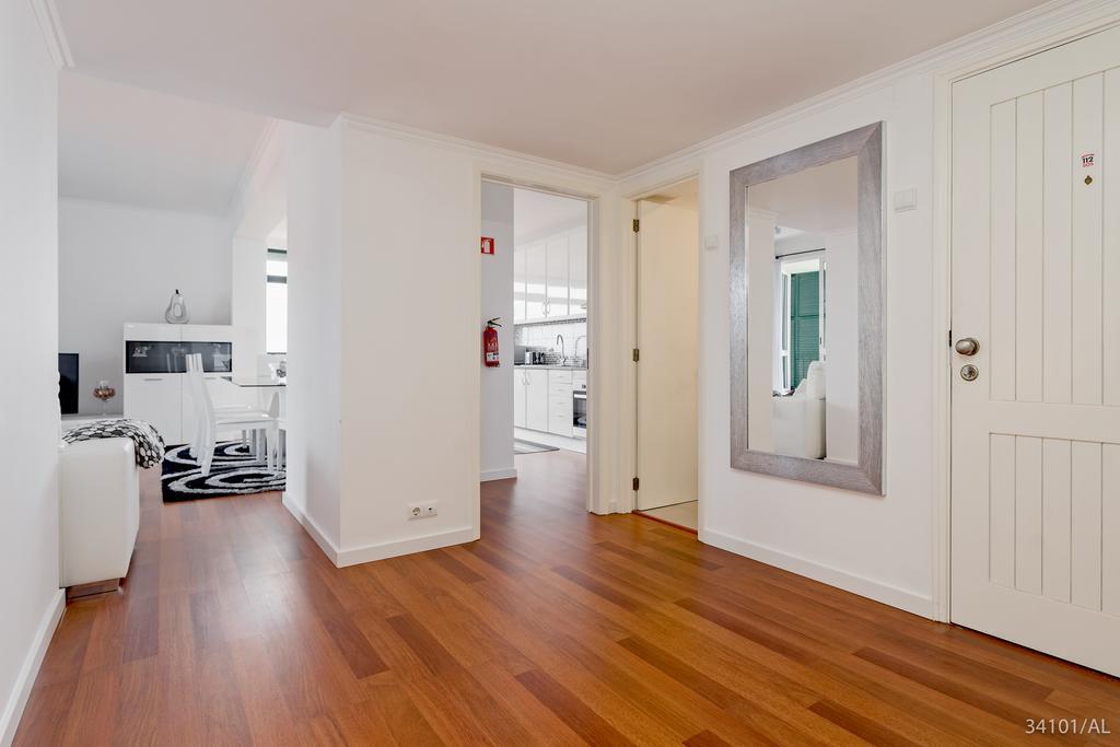 Apartament Elias Garcia Iii By An Island Apart