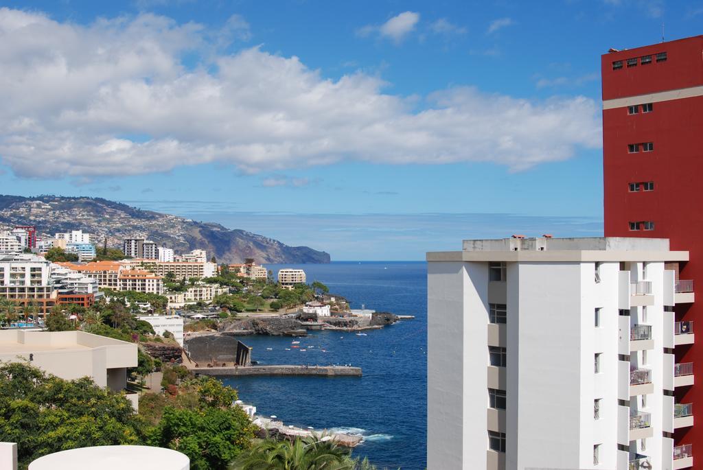 Do Mar Funchal (Madeira)
