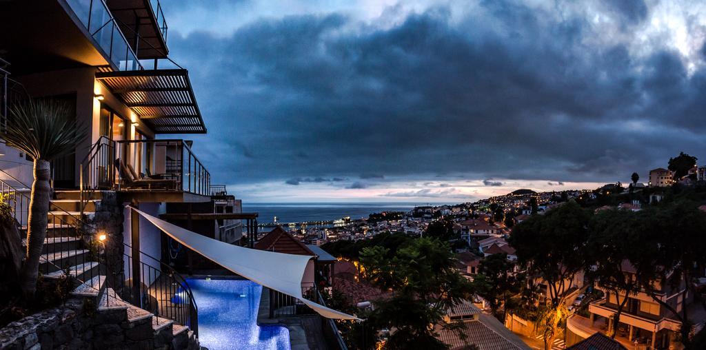 Number 15 Ocean & View
