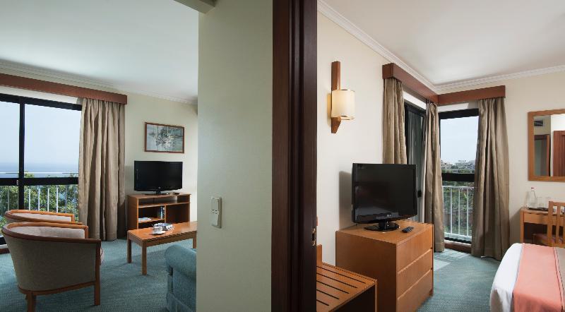 Khách sạn Alto Lido 4*