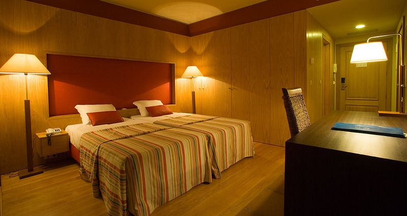 Turisticos Atlantida Aparthotel