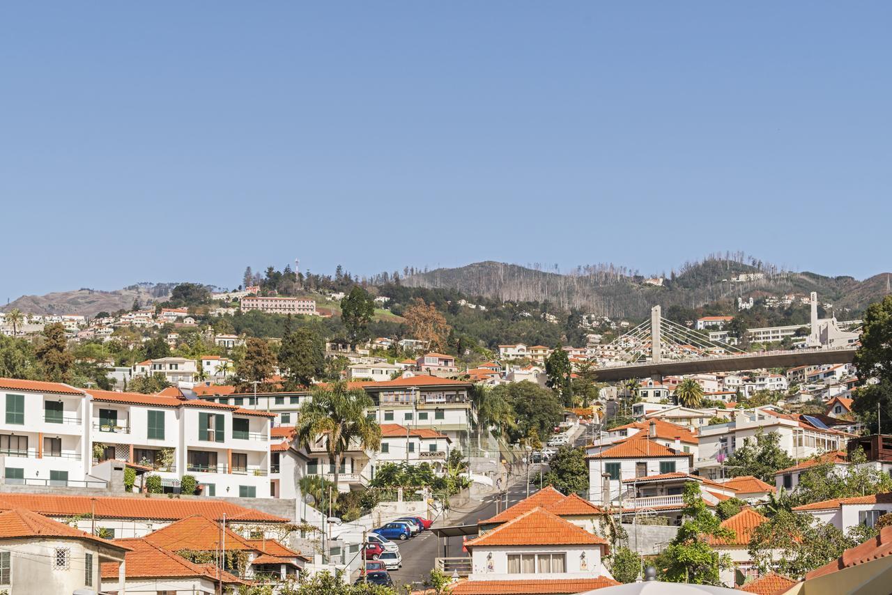 Comboio Ii By An Island Apart Apartment Funchal (Madeira)