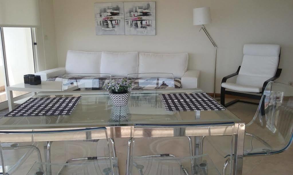 The Sunrise Of Your Dreams With Total Ocean View With New Modern Kitchens Apartment *