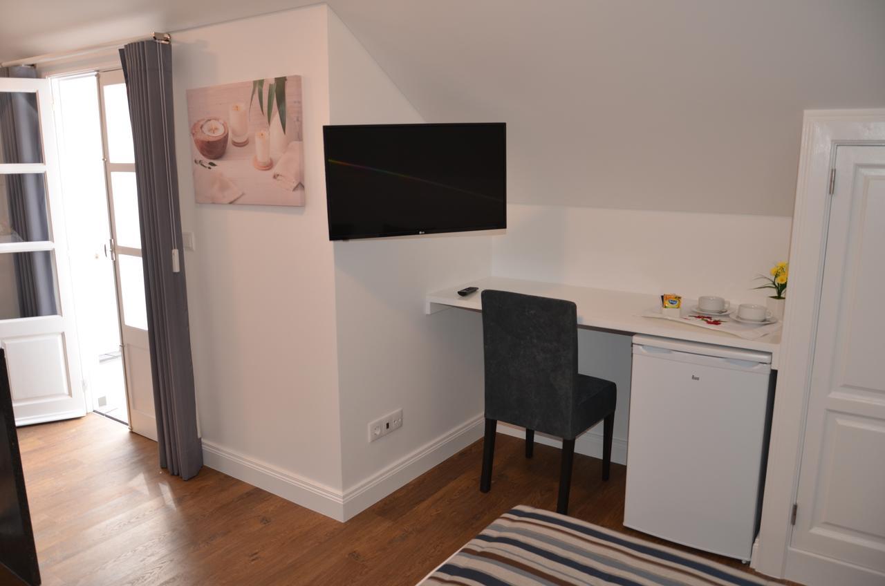 Edificio Charles 303 Apartment *