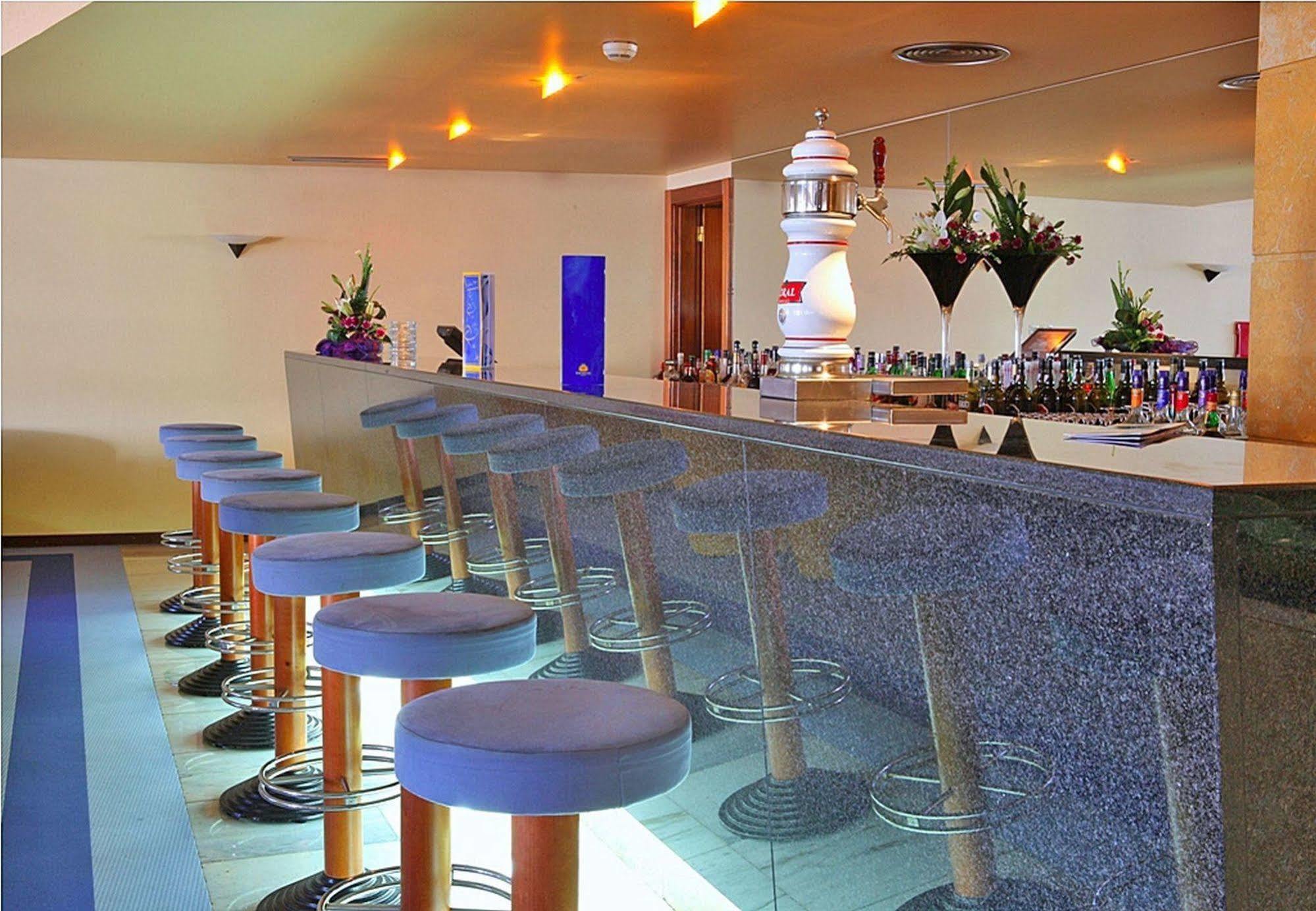 Khách sạn Alto Lido Funchal (Madeira)