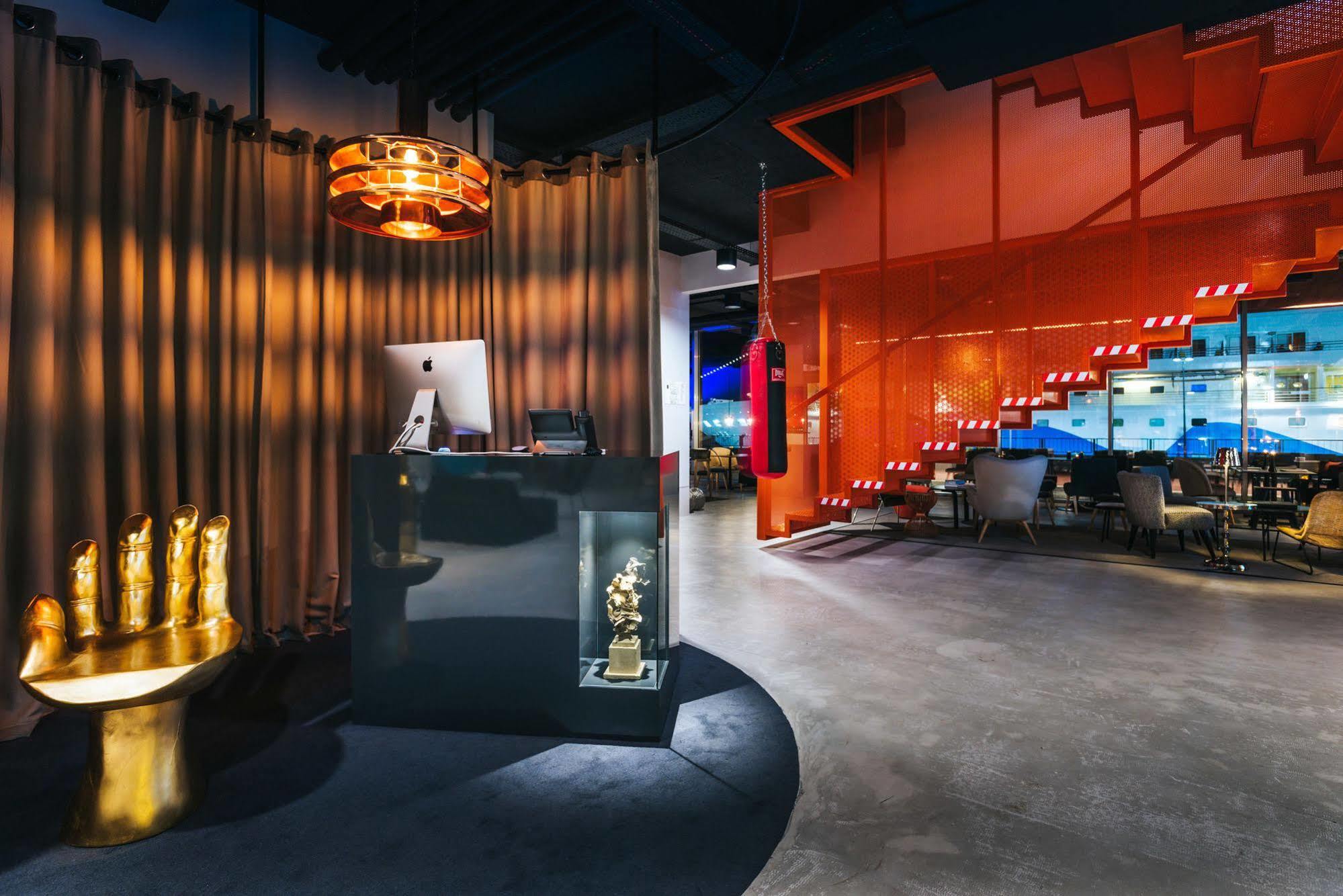 Hotel Pestana Cr7 Funchal (Madeira)