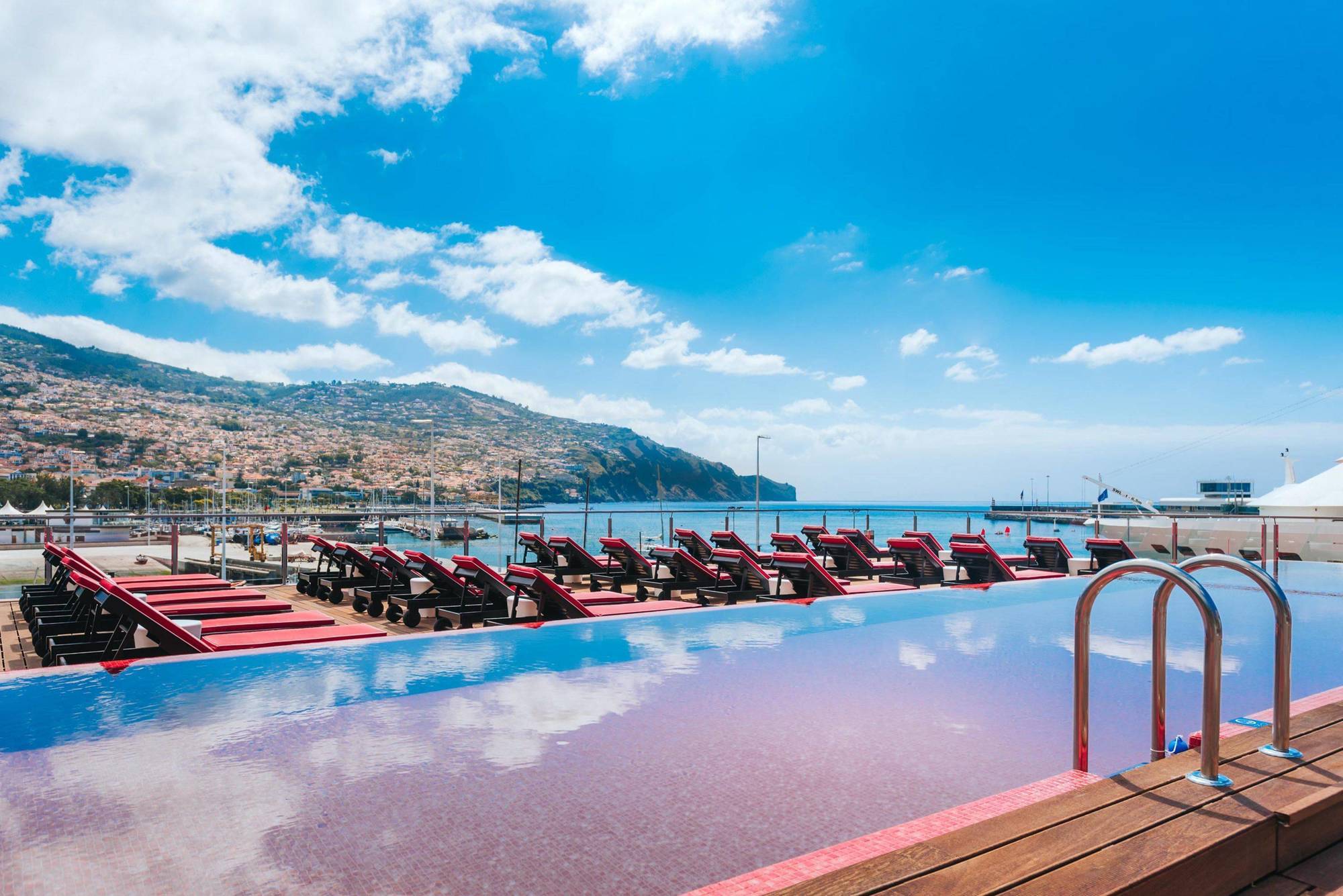 Hotel Pestana Cr7 4*