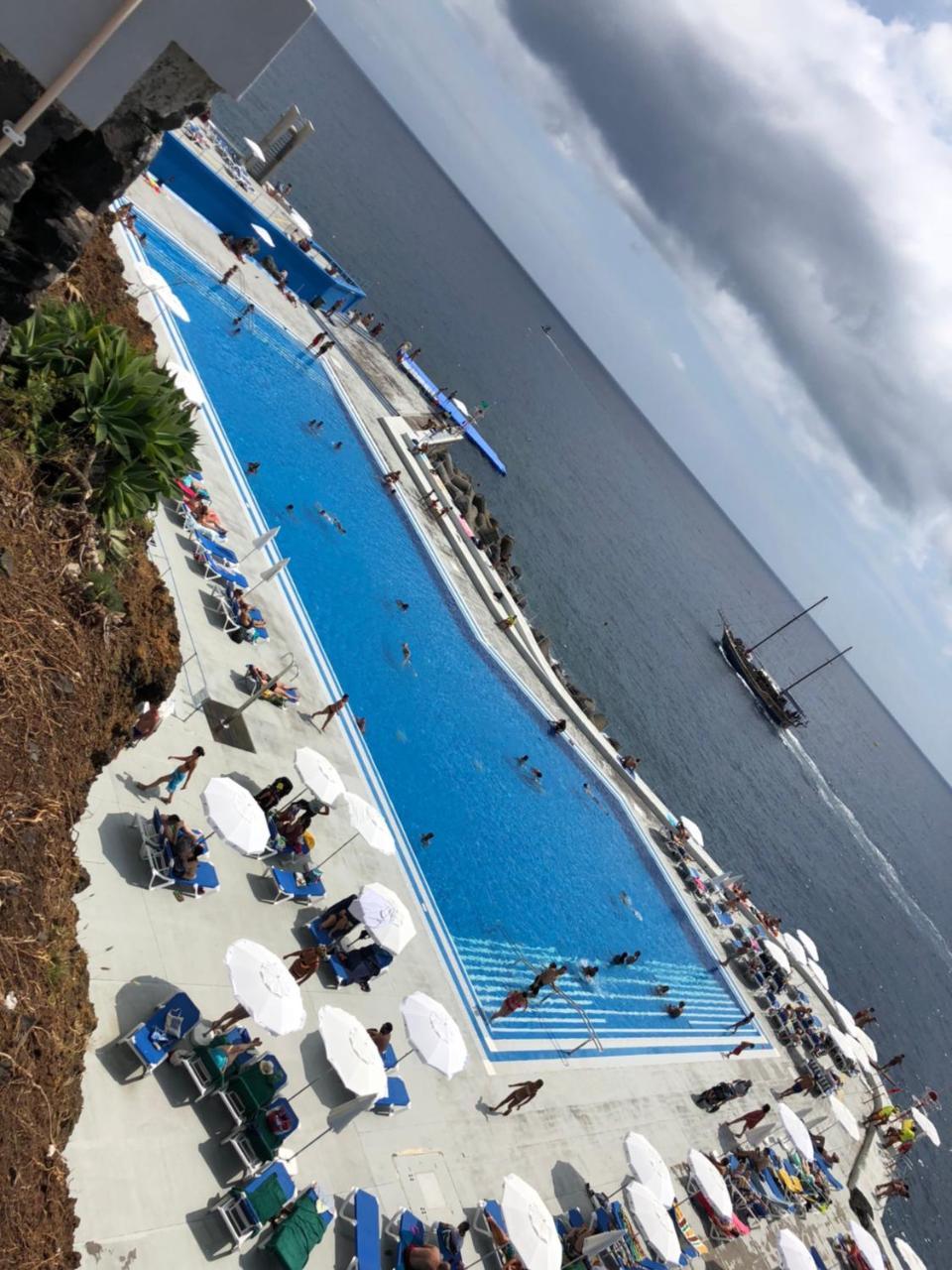 Dfm Happy Days Aparthotel Funchal (Madeira)