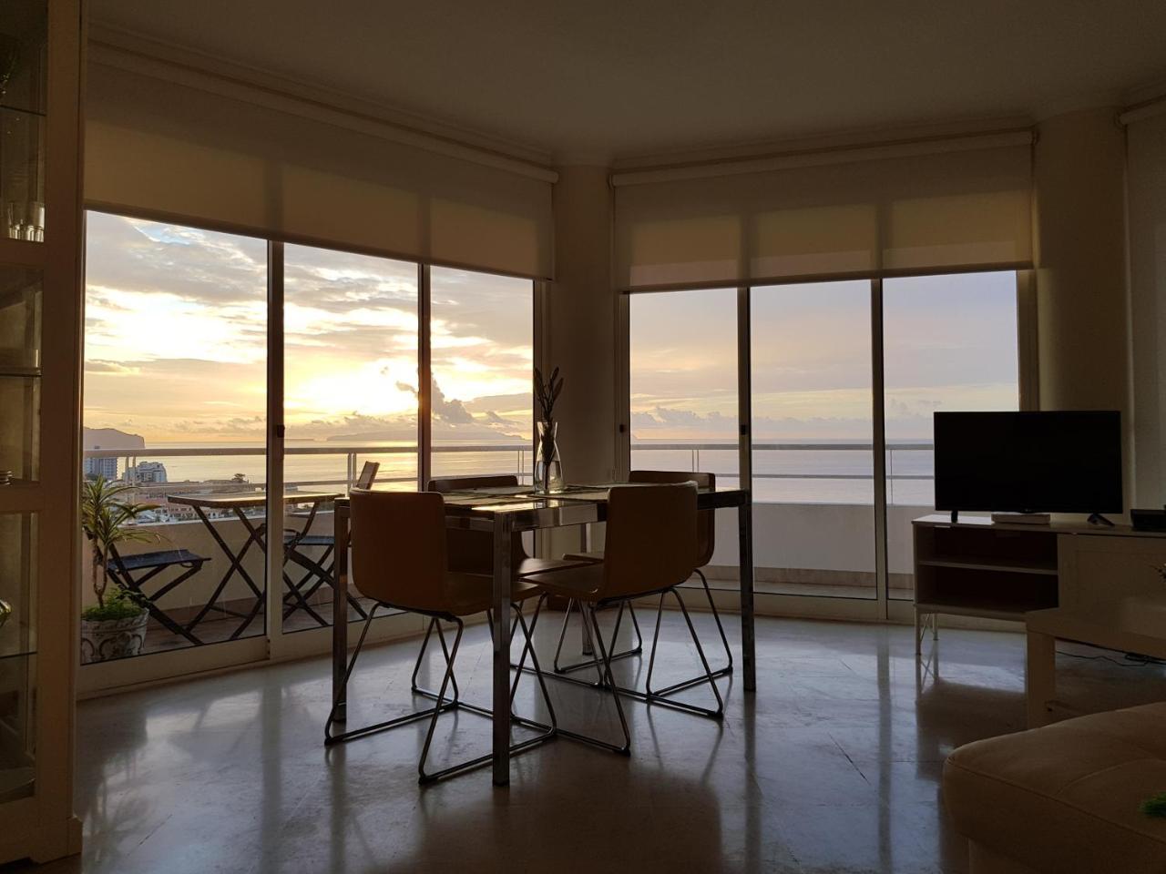 The Sunrise Of Your Dreams With Total Ocean View With New Modern Kitchens Funchal (Madeira)