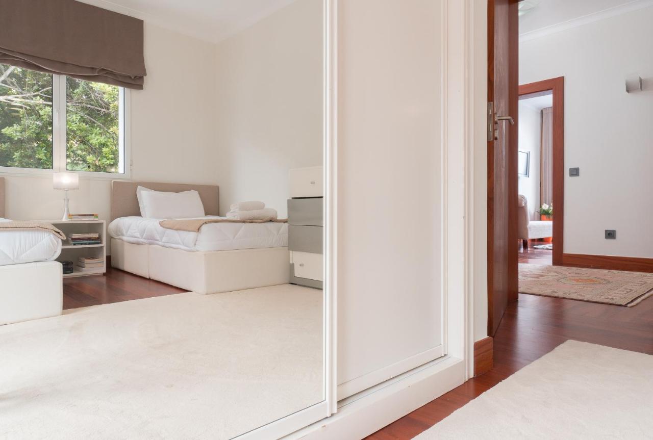 Villa Loreina Palace With Private Pool&soccer Field Funchal (Madeira)