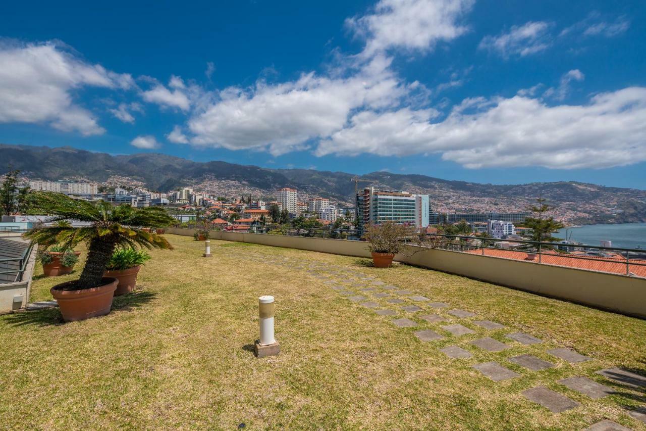 Miramar With Pool By Hr Madeira Apartment *