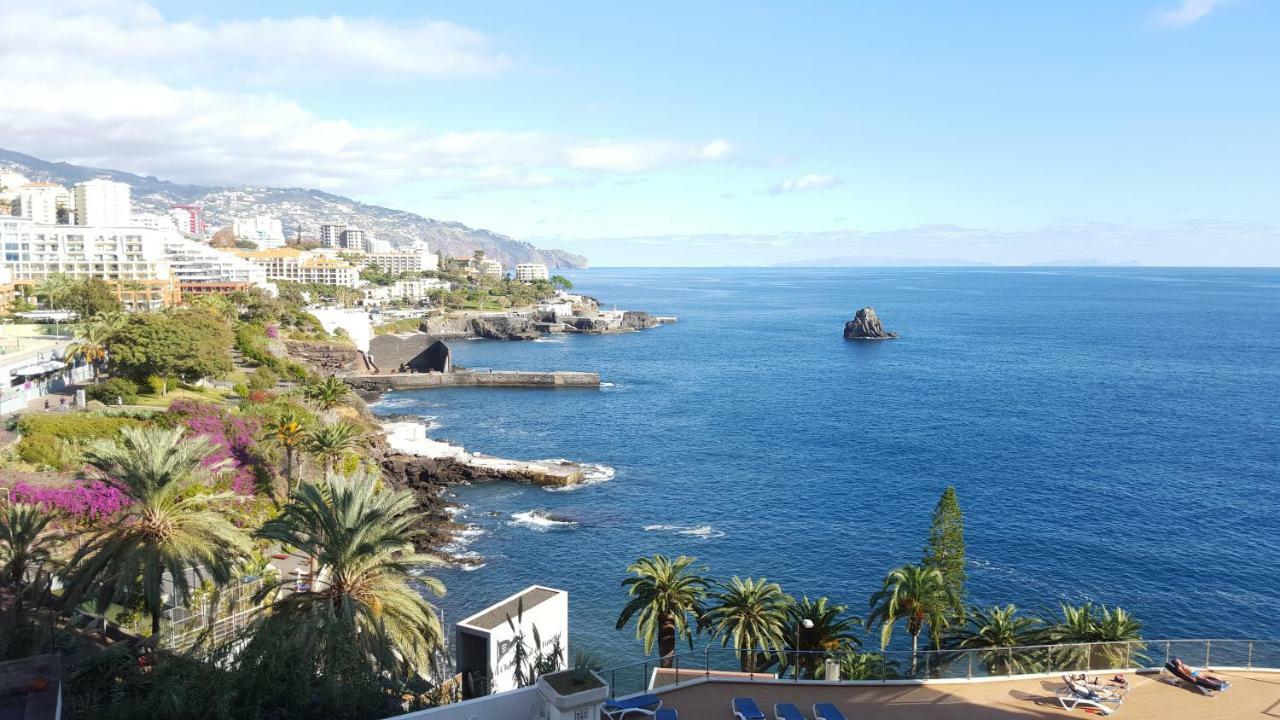 Vista Mar E Piscina Apartment Funchal (Madeira)