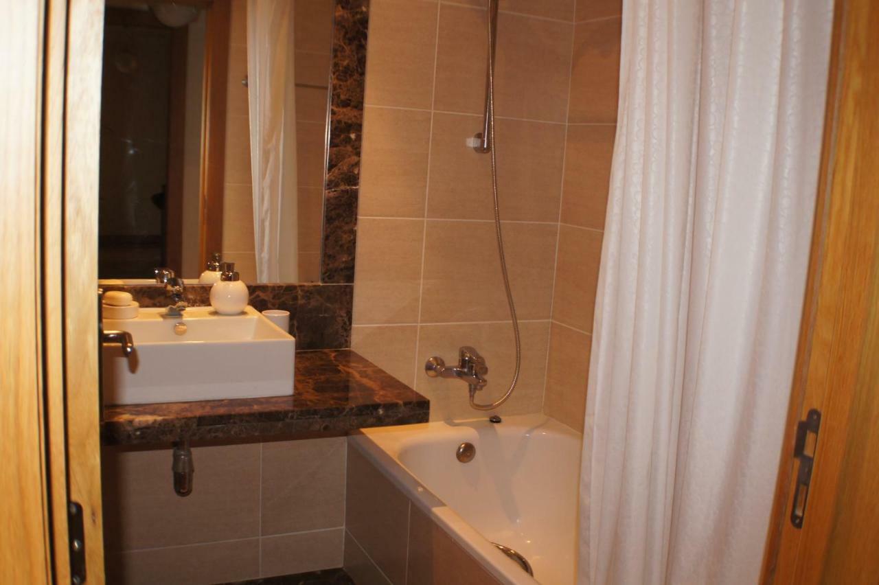 Luxury With Pool * Funchal (Madeira)