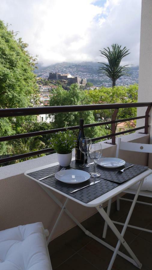 Jasmineiro - Palms Palace * Funchal (Madeira)