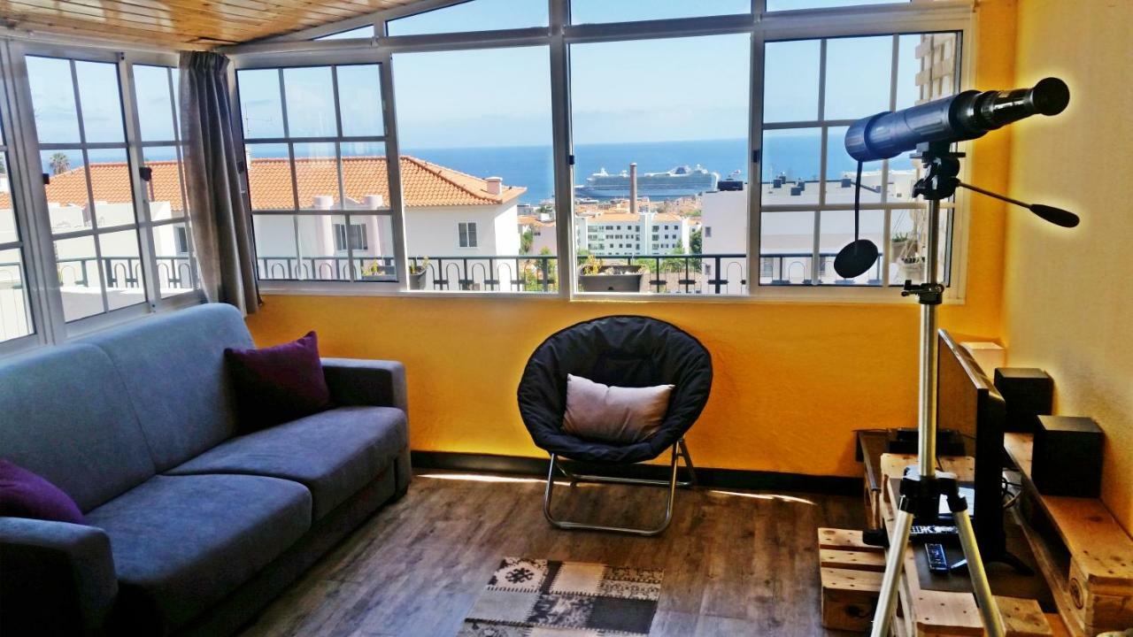 Floor With Balcony In Apartment Funchal (Madeira)