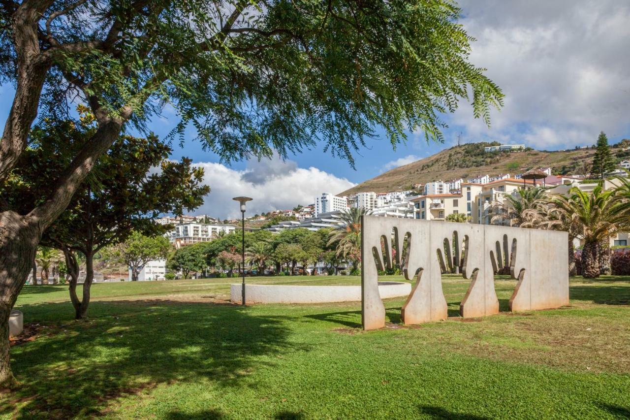 Ajuda Star-1 Apartamento