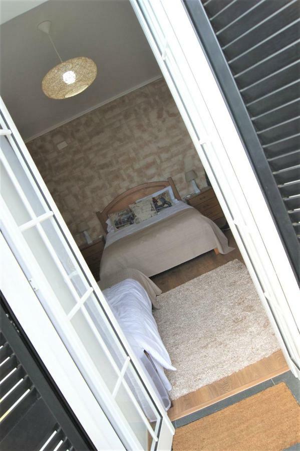 Casa Amarela Villa *
