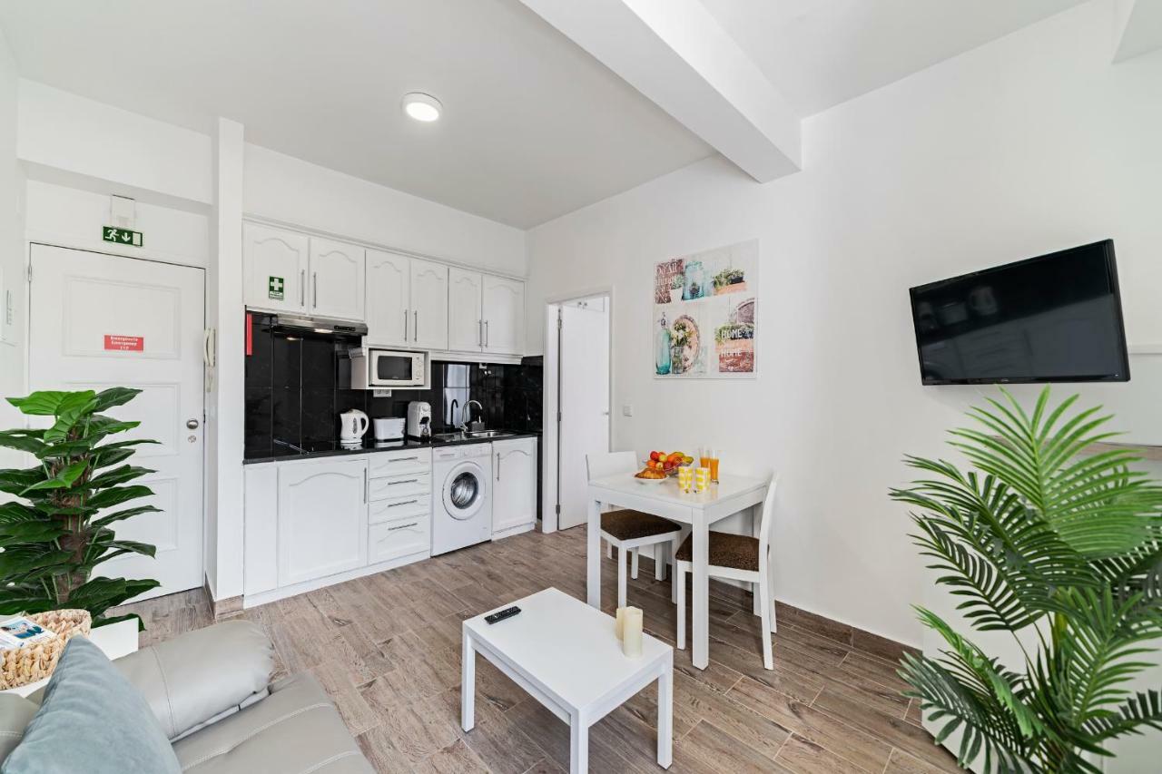 Funchal City Apartments Căn hộ *
