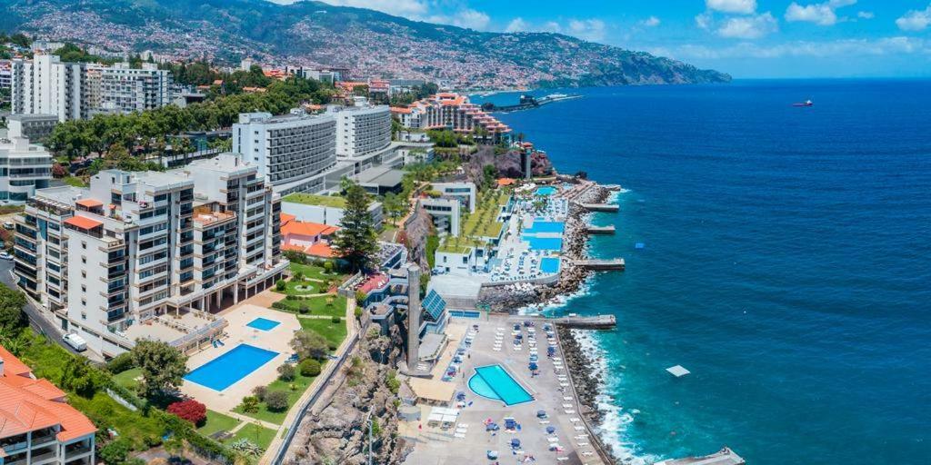 Edifico Baia Apartament *