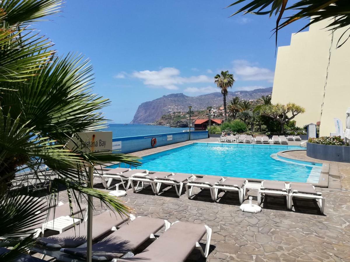 Apartment By The & Pool Funchal (Madeira)