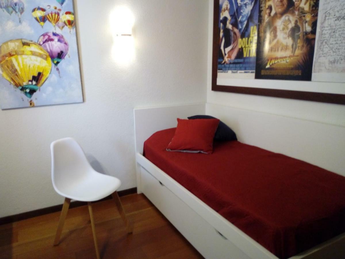 Un Balcon Sur La Apartament Funchal (Madeira)