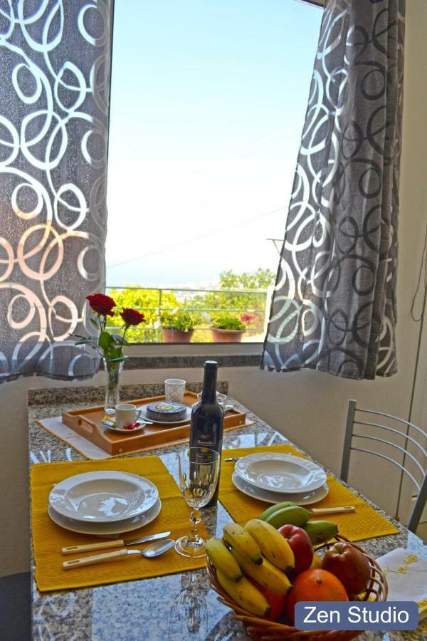 Villa Henriques *