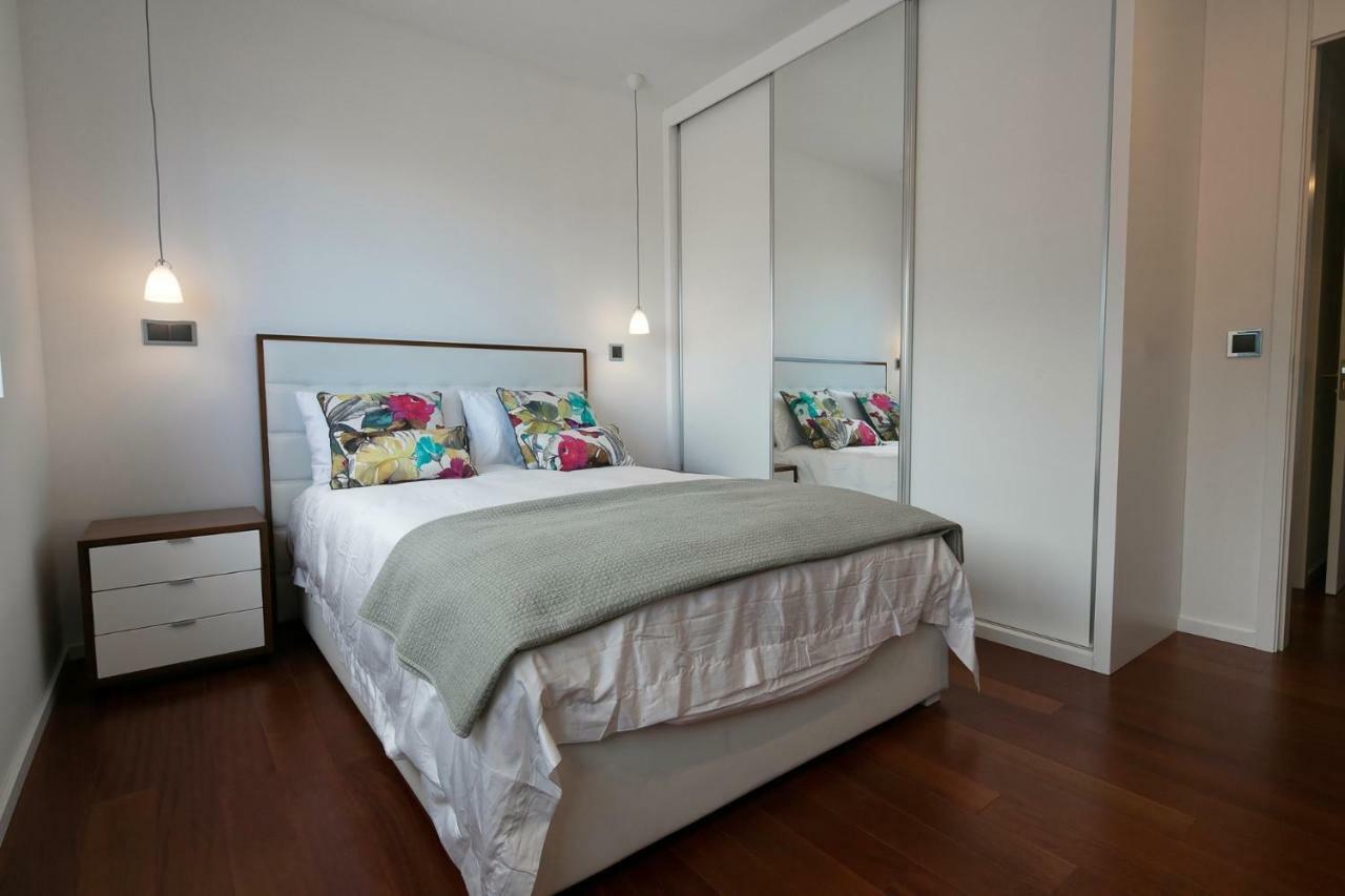 Apartment Spacious Luxury With A Great View, Funchal, Free Wifi And Parking *