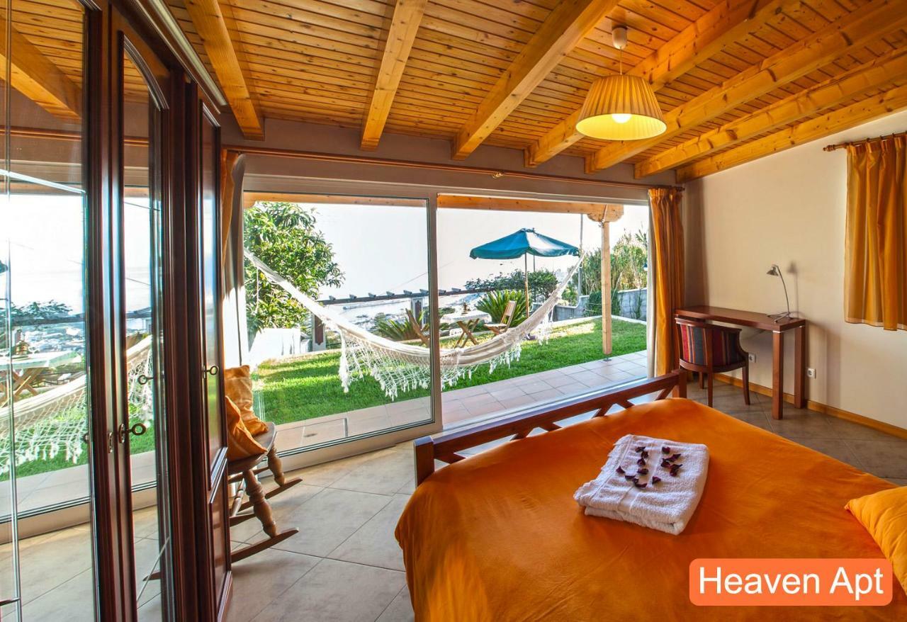 Villa Henriques *