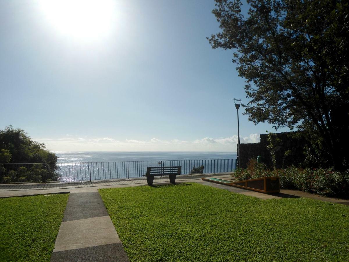 Apartment Sunny By The Sea With A Pool *