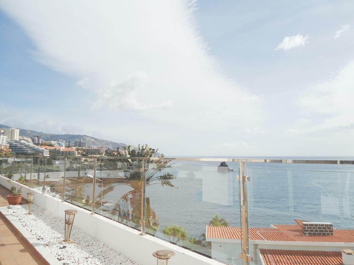 Apartment Sunny By The Sea With A Pool *