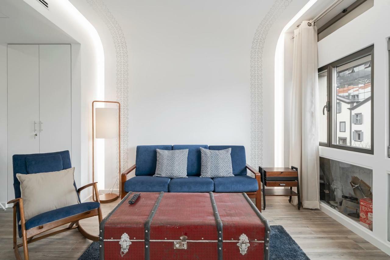Drapes Design By An Island Gasthof Funchal (Madeira)