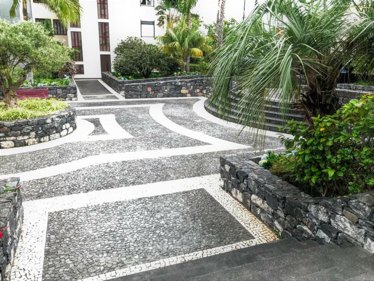 Apartment Apartment, With Pool Funchal (Madeira)