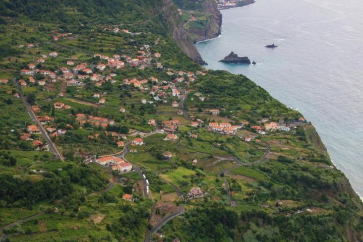 Calaca Villa *