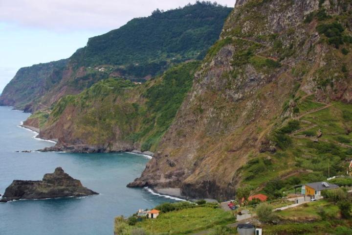 Calaca Villa