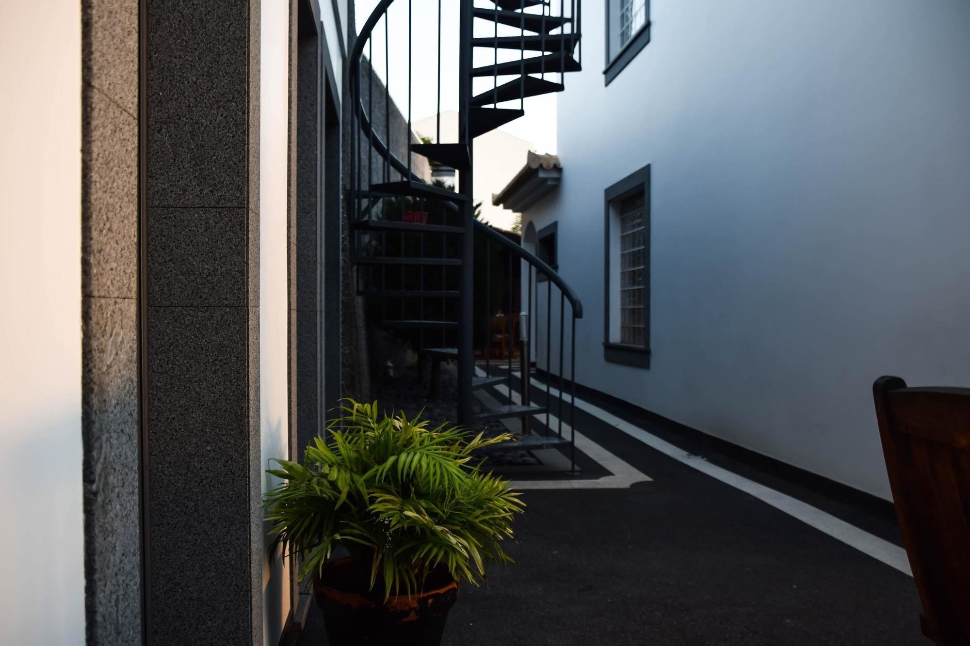 With 3 Bedrooms In With Wonderful Sea View Private Poo Villa Funchal (Madeira)