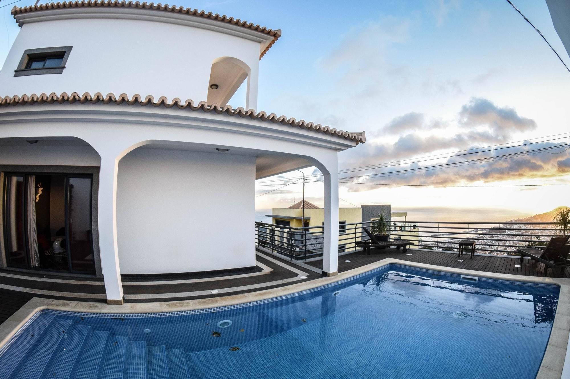With 3 Bedrooms In With Wonderful Sea View Private Poo Villa