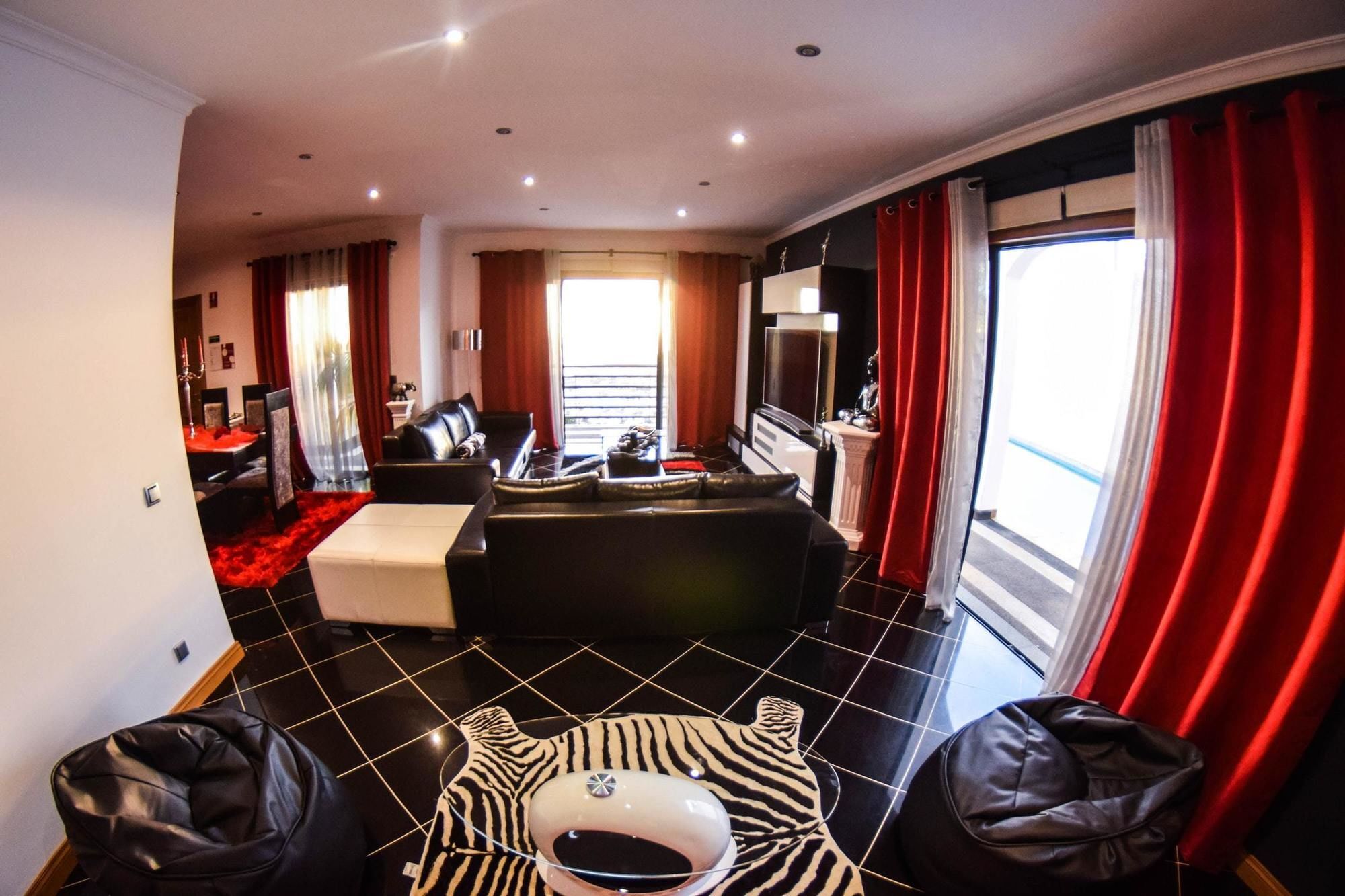With 3 Bedrooms In With Wonderful Sea View Private Poo Villa