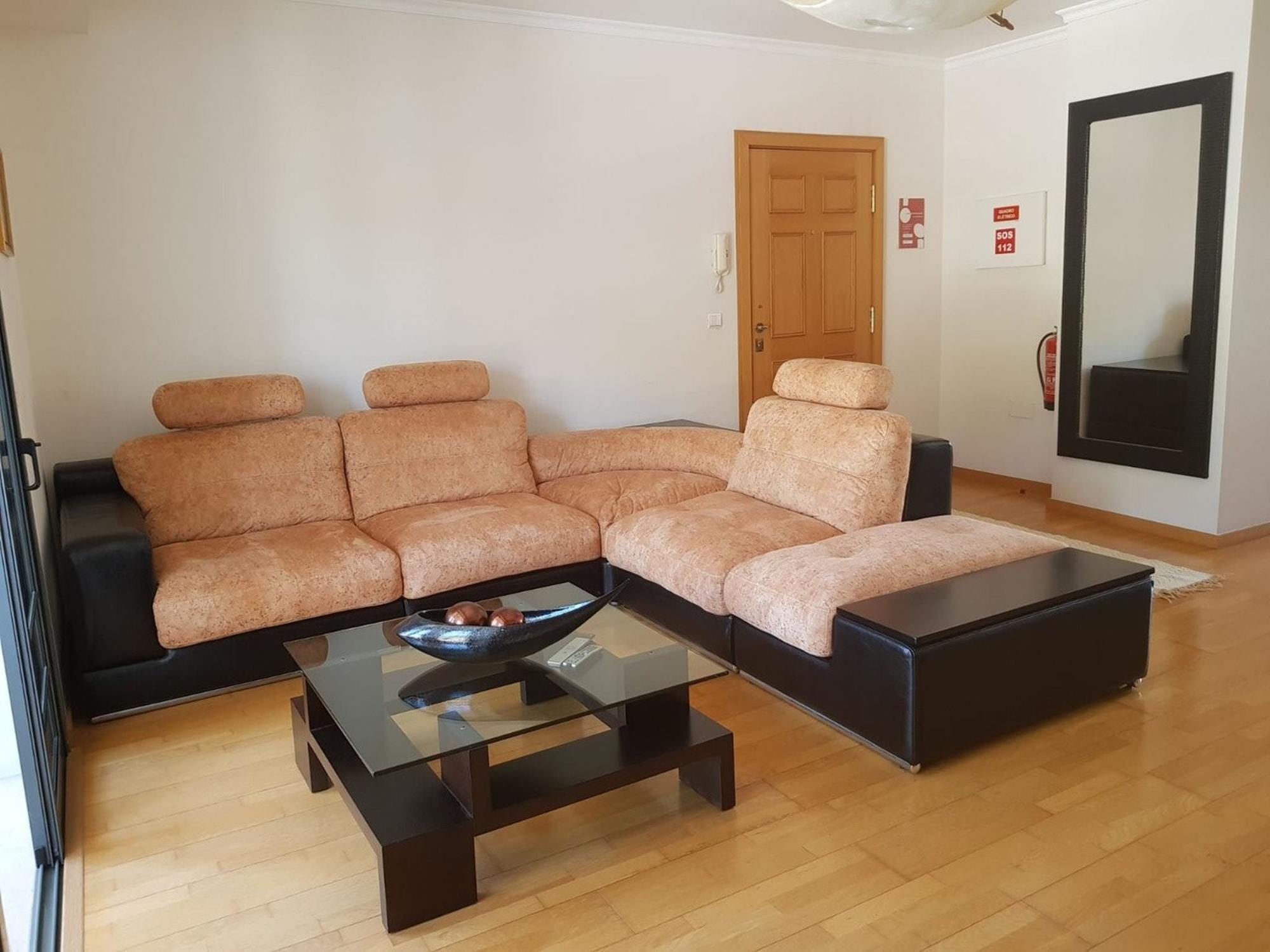 With 2 Bedrooms In Funchal, With Wonderful Sea View, Furnish Apartment